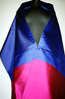 Seidenschal mit Tasche